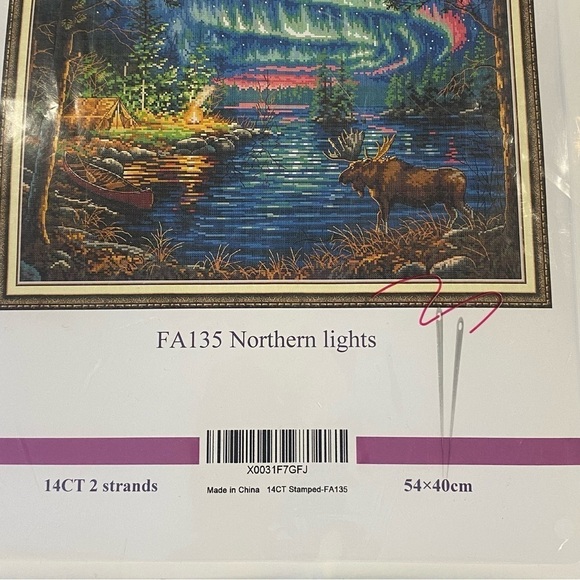 JOY SUNDAY  14 count stamped counted cross stitch kit FA135  Northern Lights - Picture 6 of 7